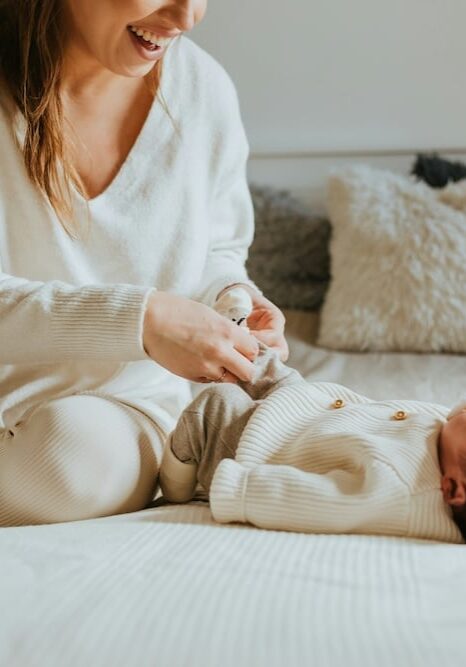 postpartum doula jobs with babies